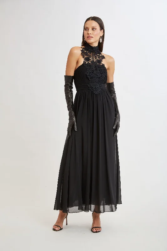 Elegant Women's Attire Lace Applique Chiffon Halter Gown