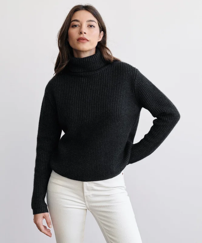 Trendy Outfits For Ladies Cropped Turtleneck