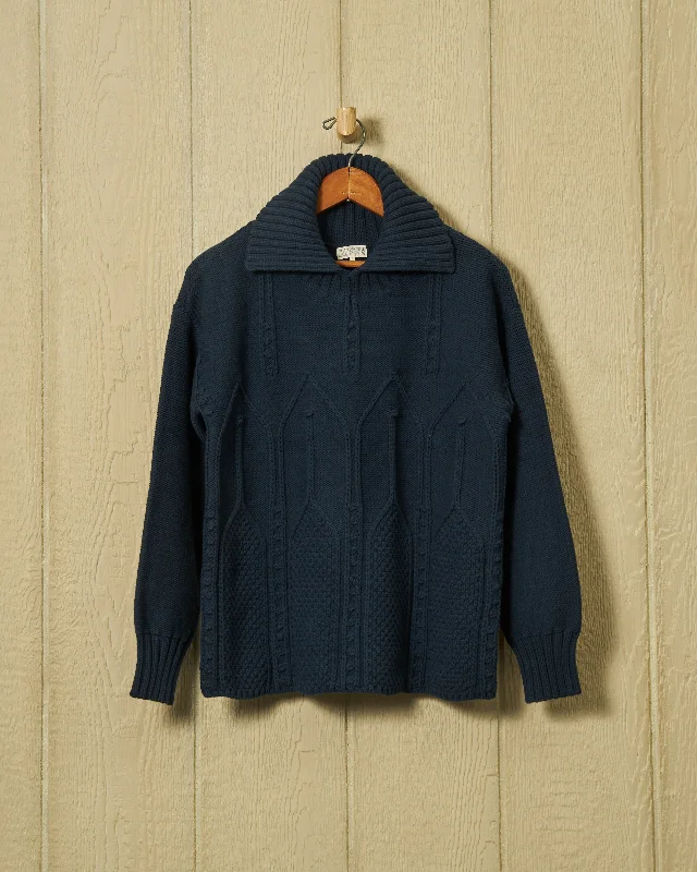 Women's Apparel Shoreline Sweater in Navy