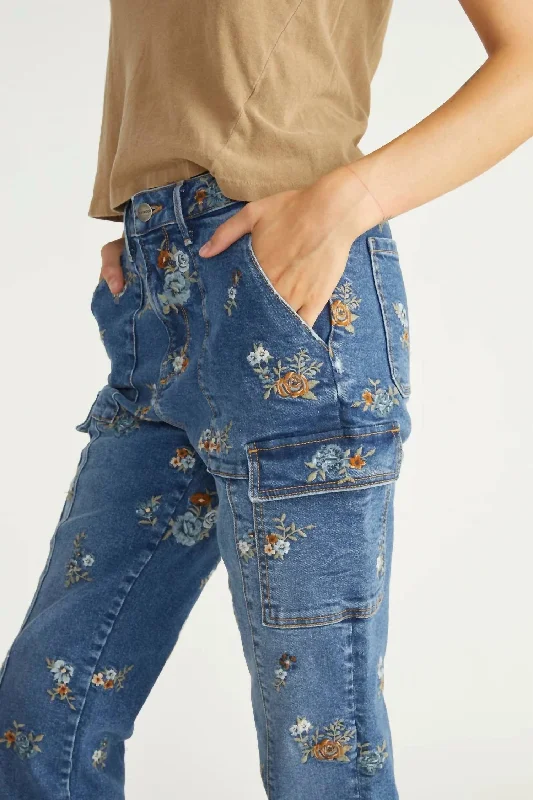 Women's Seasonal Apparel Denim Cargo Pants In Blue Mania