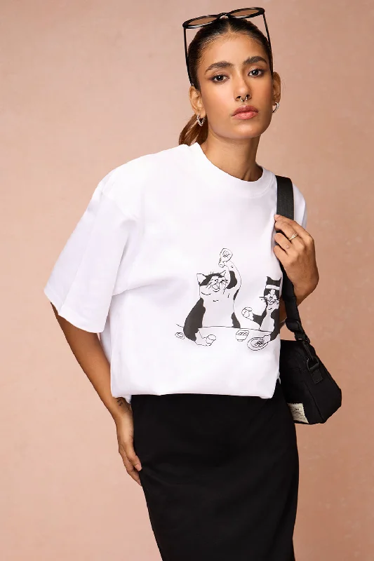 Charming Women's Clothes For Special Events Women's Two Cats Behind Me White T-Shirt