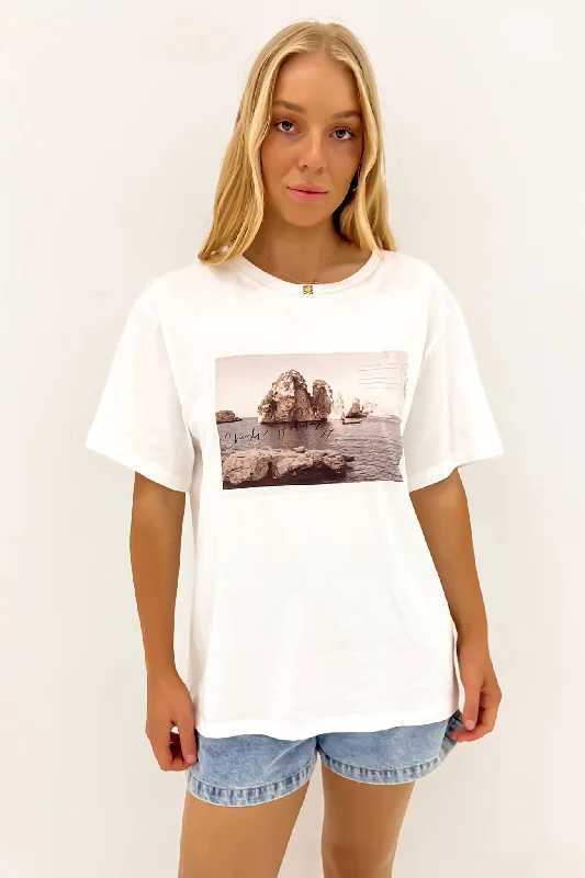 Modern Women's Outfit Postcard Boyfriend Tee White