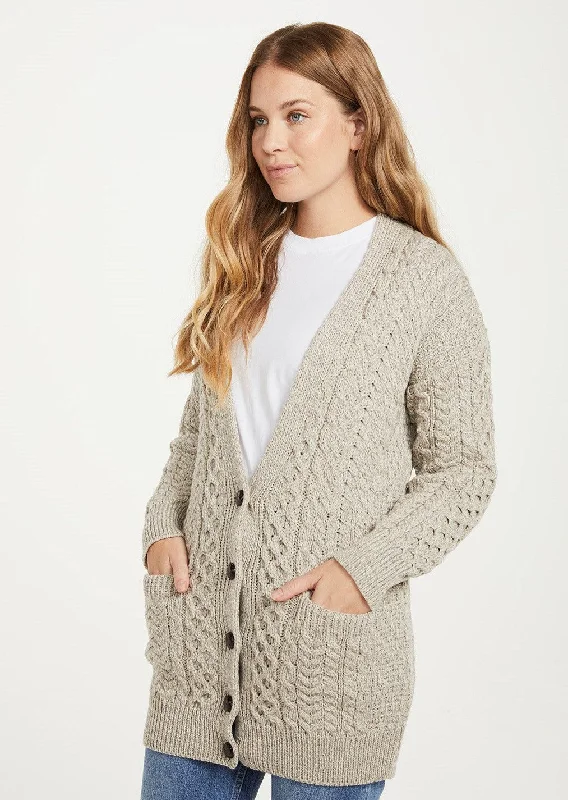 Stylish Women's Outfit Aran Boyfriend Cardigan | Oatmeal