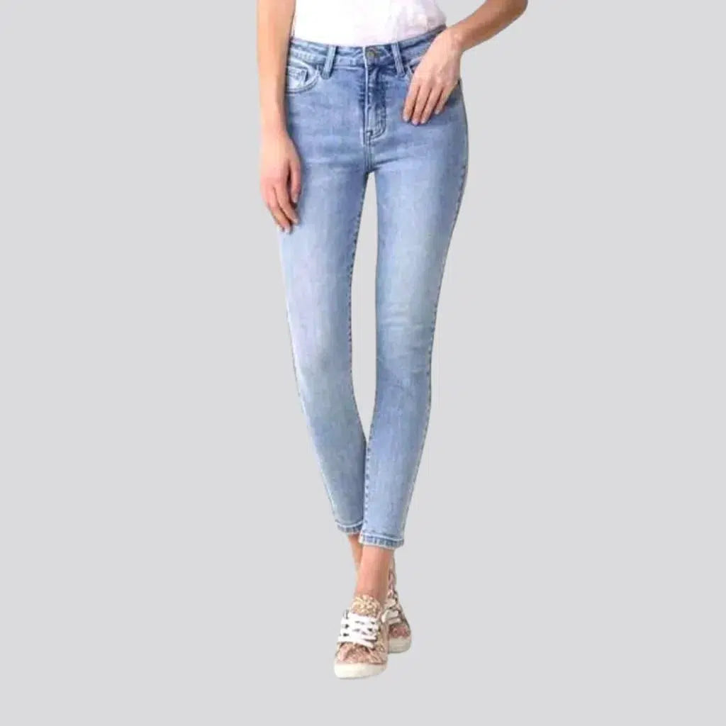 Comfortable Loungewear for Women Light-wash whiskered jeans