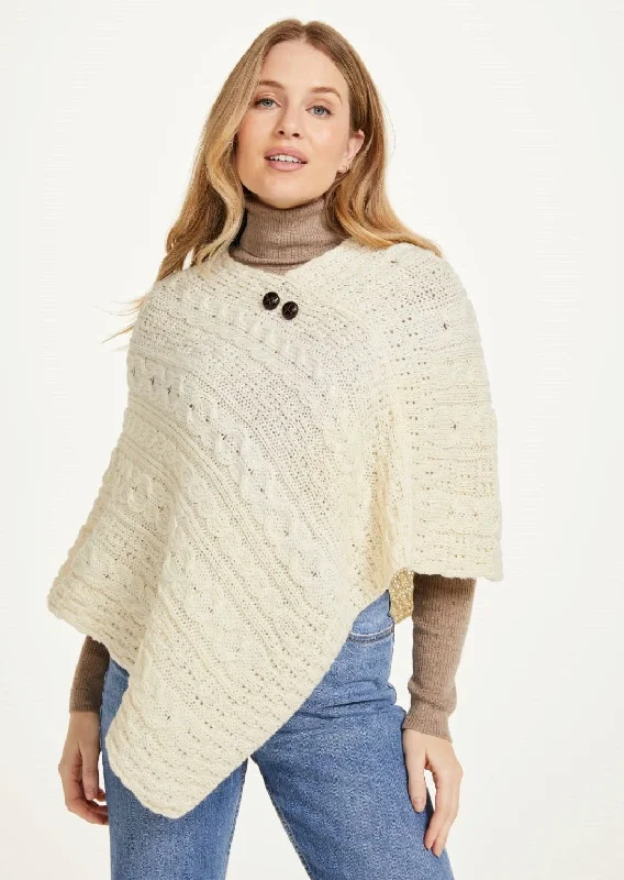 Women's Classic Attire Aran Cable Knit Wool Poncho | Natural