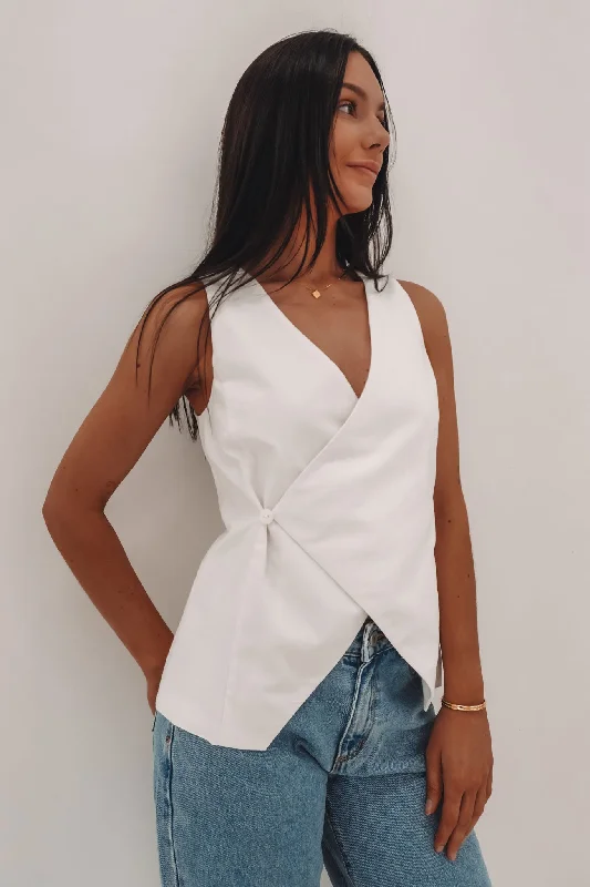 Women's Trendy Outfits Willa Vest White